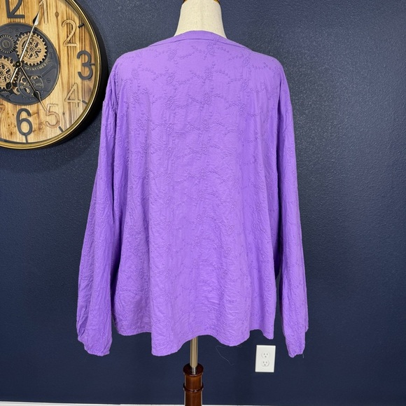 Studio Untold Purple Floral Textured Balloon Sleeve Button Down Blouse Plus Size - Picture 4 of 9